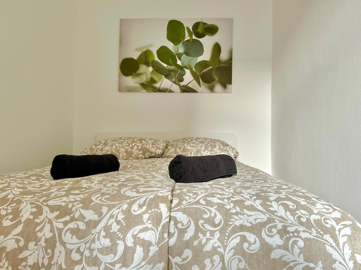 50 M2 Stylish With Free Parking Apartment Wien